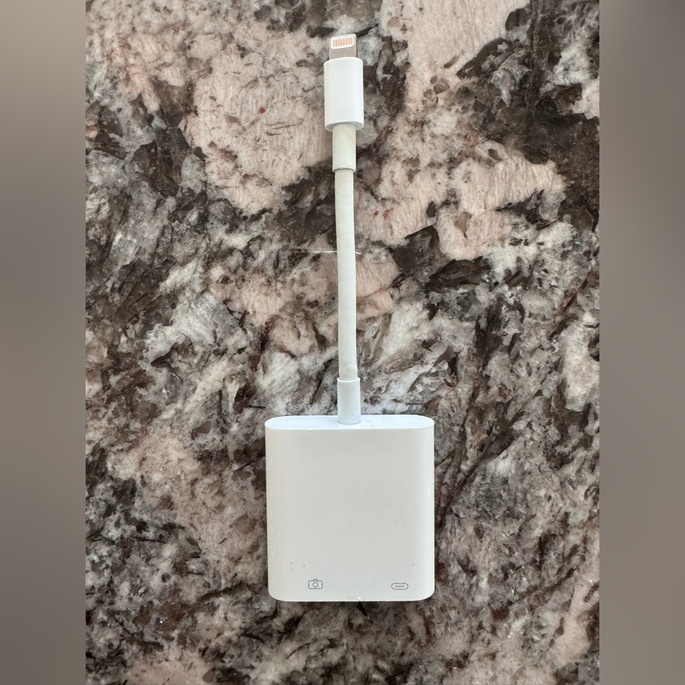 Lightning to USB 3 Camera Adapter